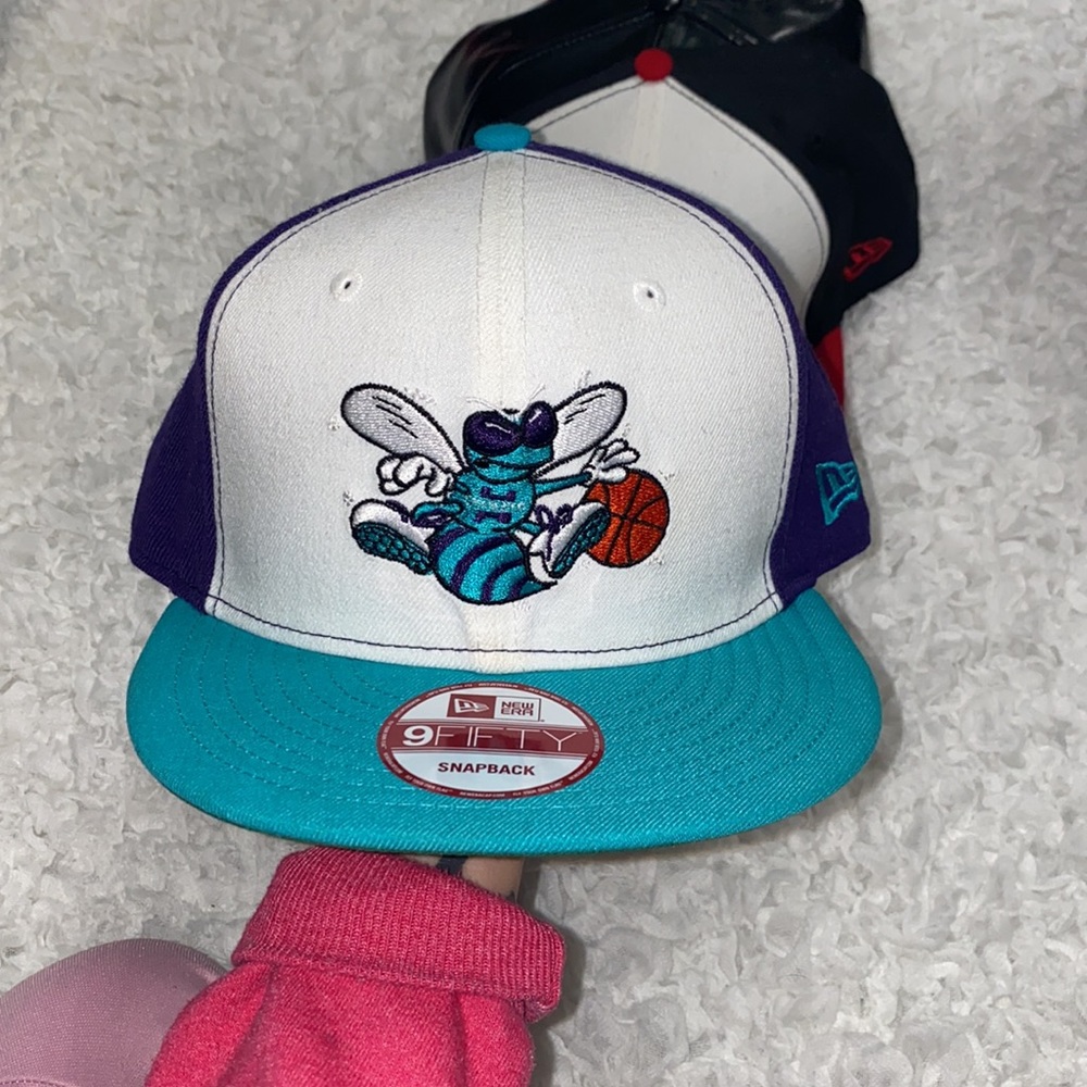 SNAPBACKS BUNDLE!!! - Picture 2 of 12